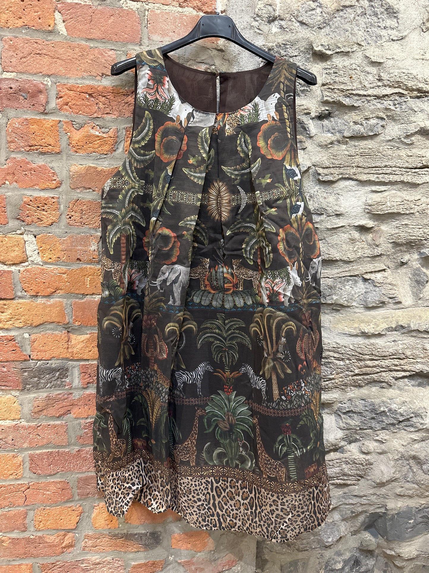 BR- 4538-Q72 Robe