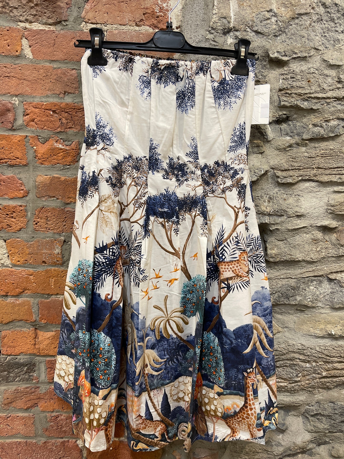 BR- 4028-C12 Robe