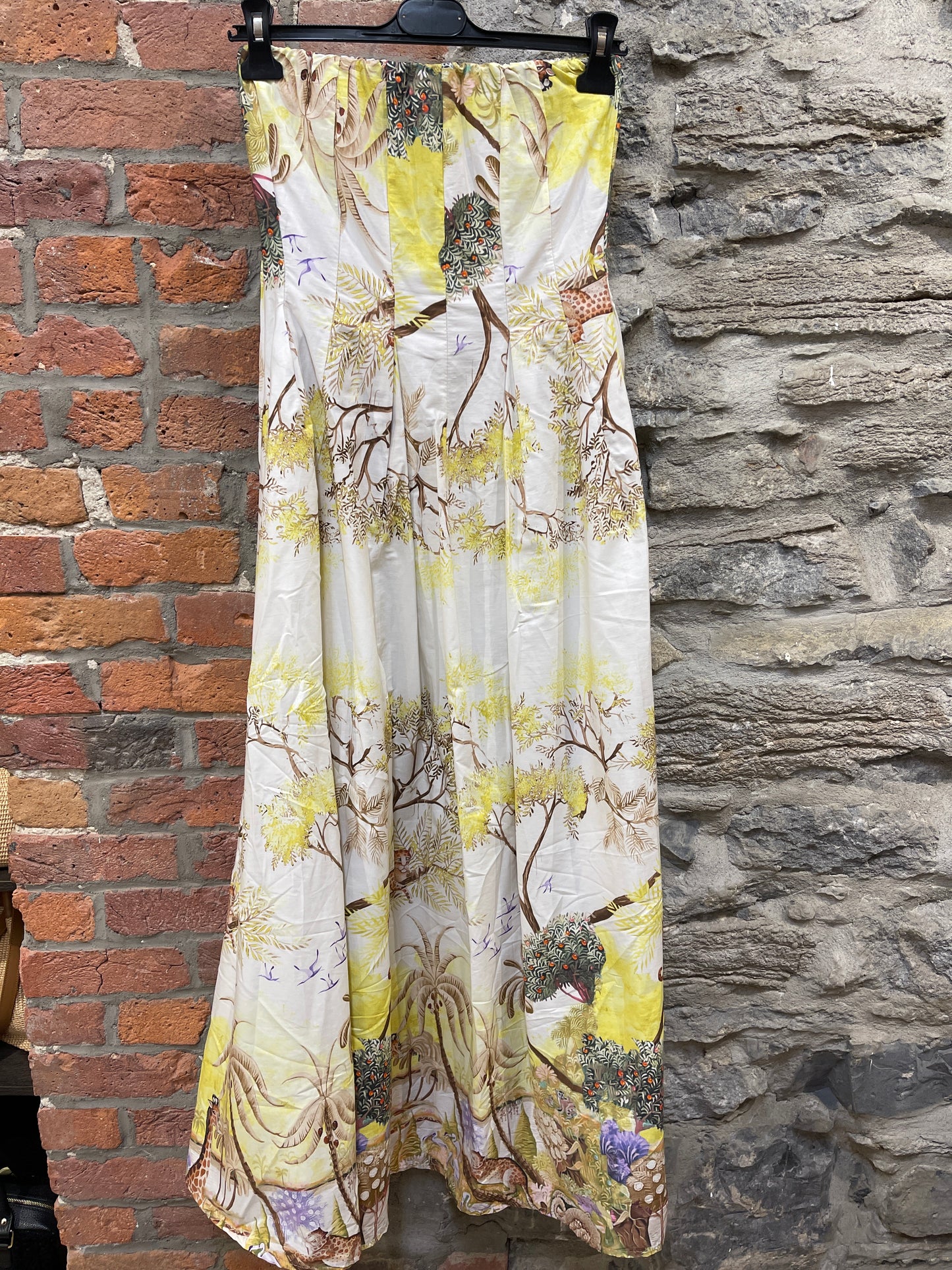 BR- 4049-C12 Robe