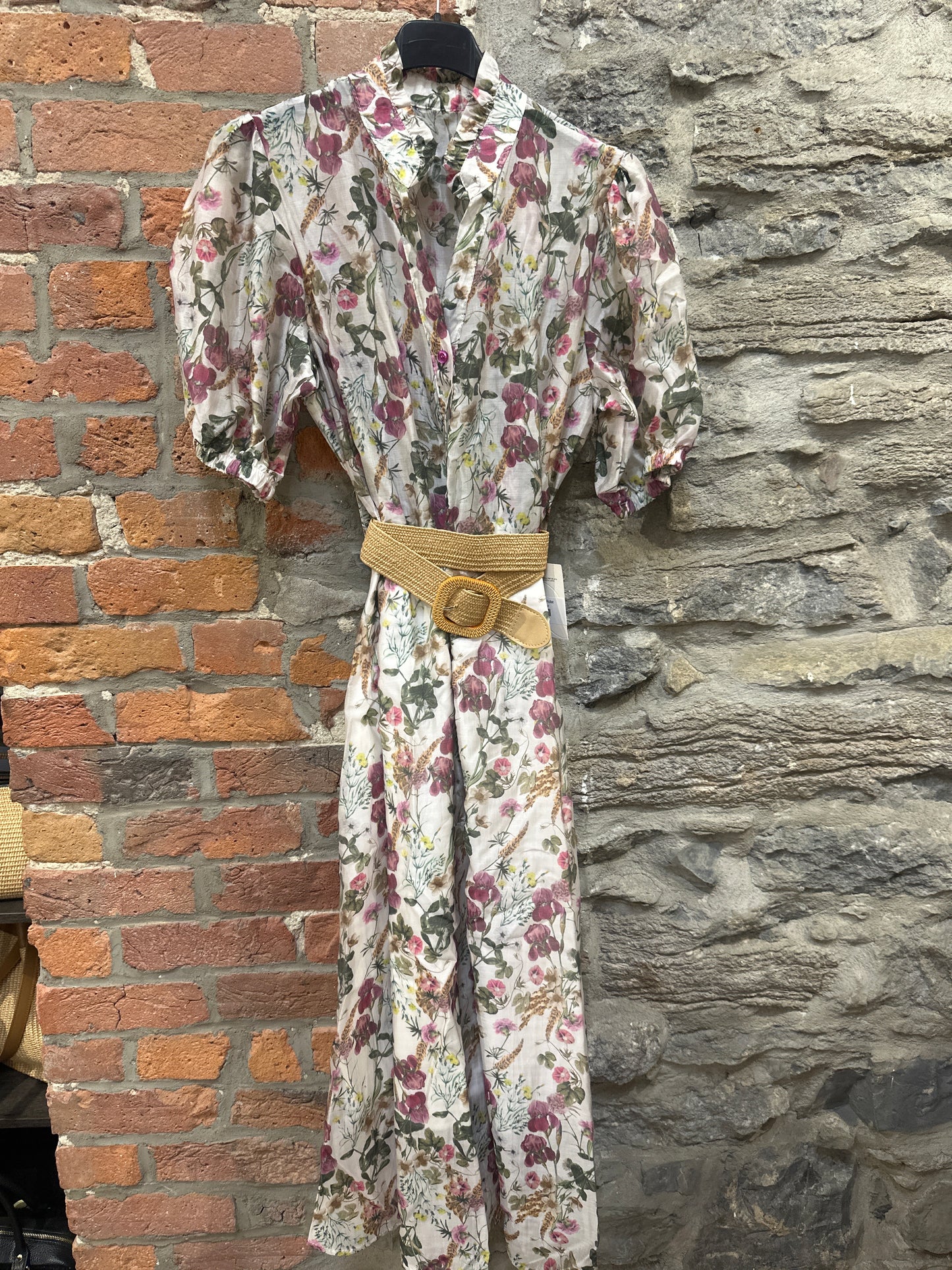 BR- 1837-Q72 Robe