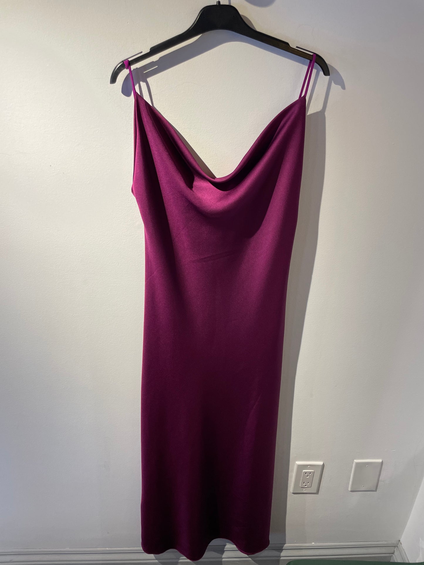 KC- 5890 Robe