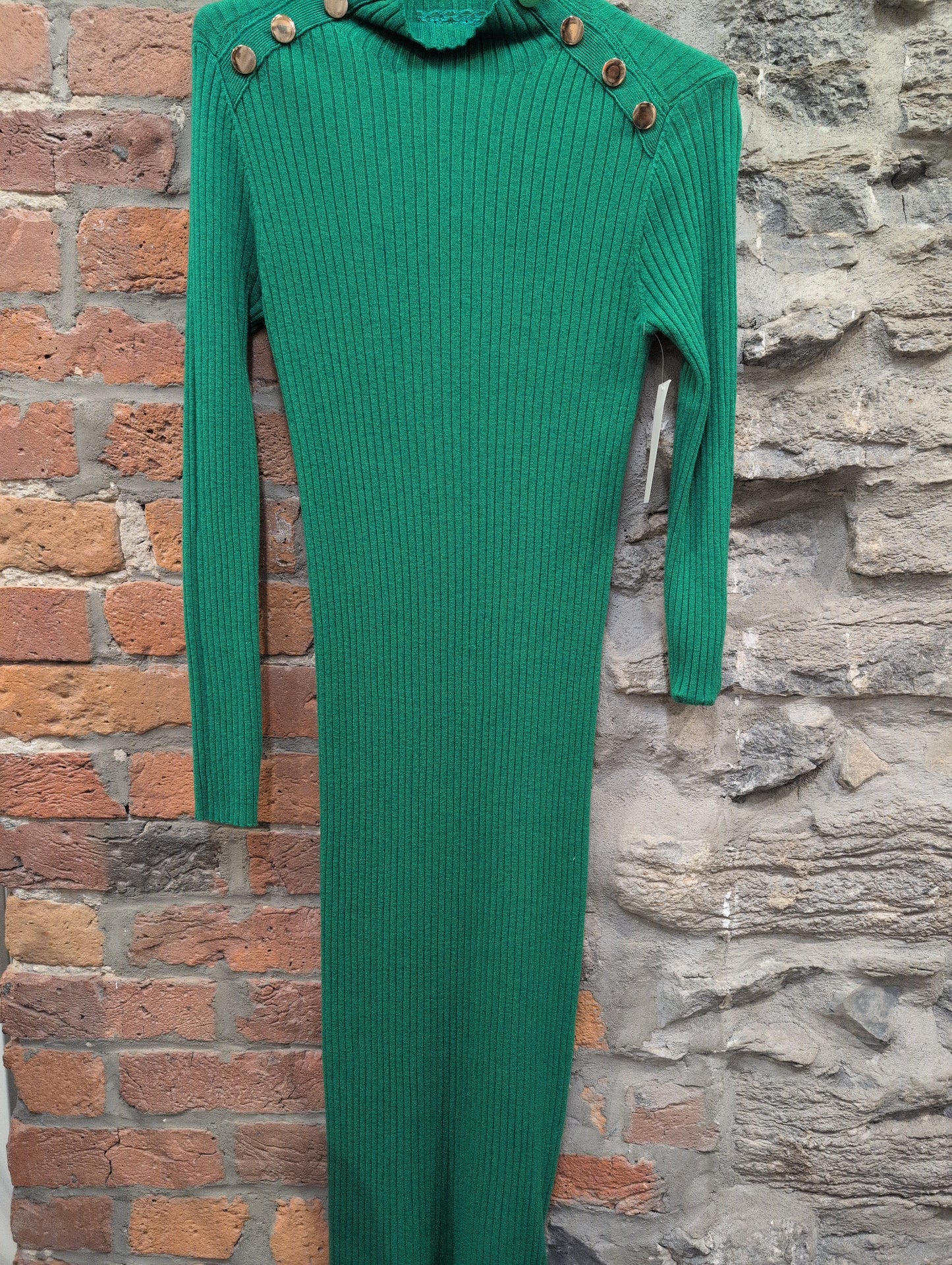 FR-1113 Robe