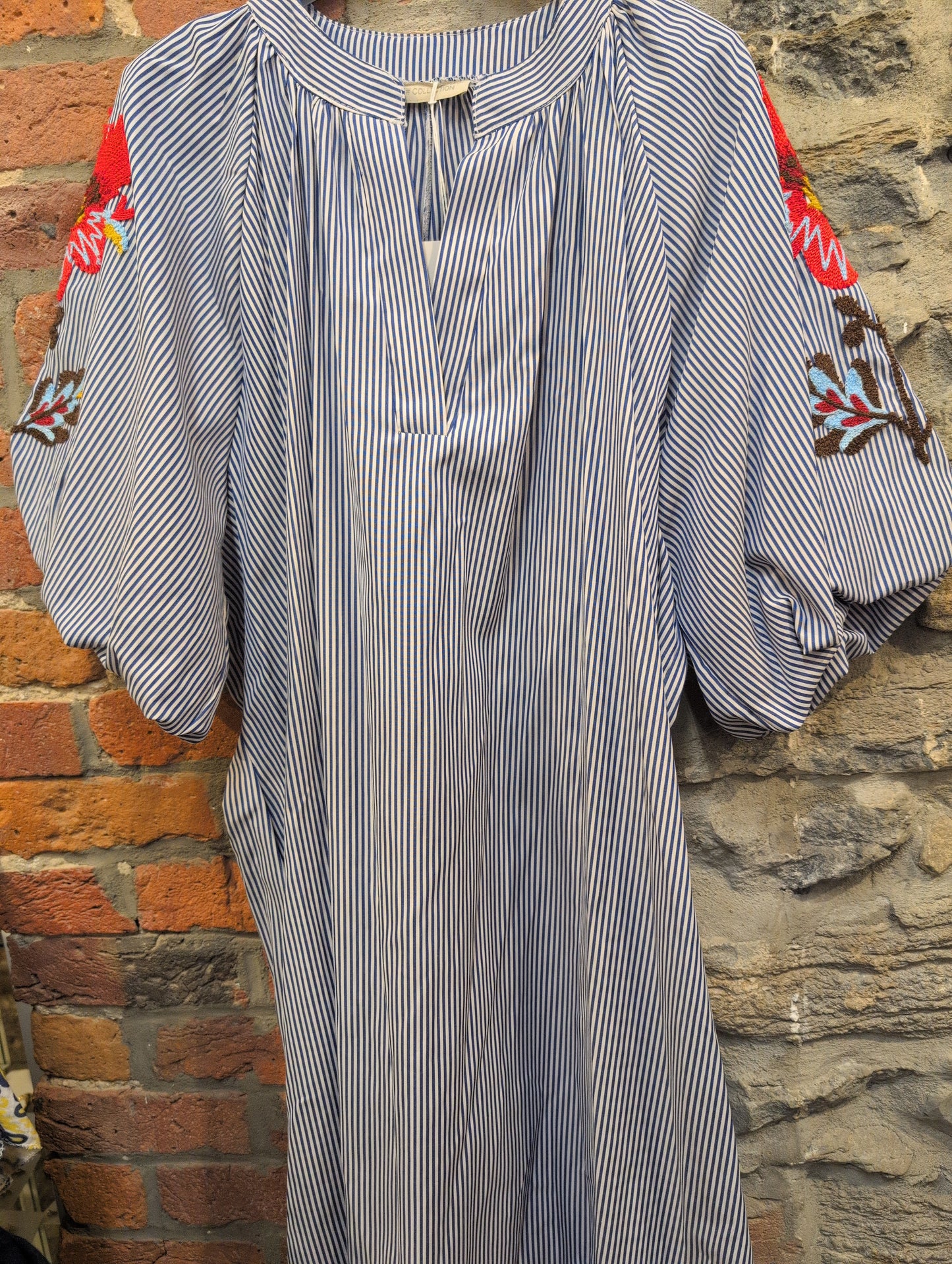 EL- 629610 Robe
