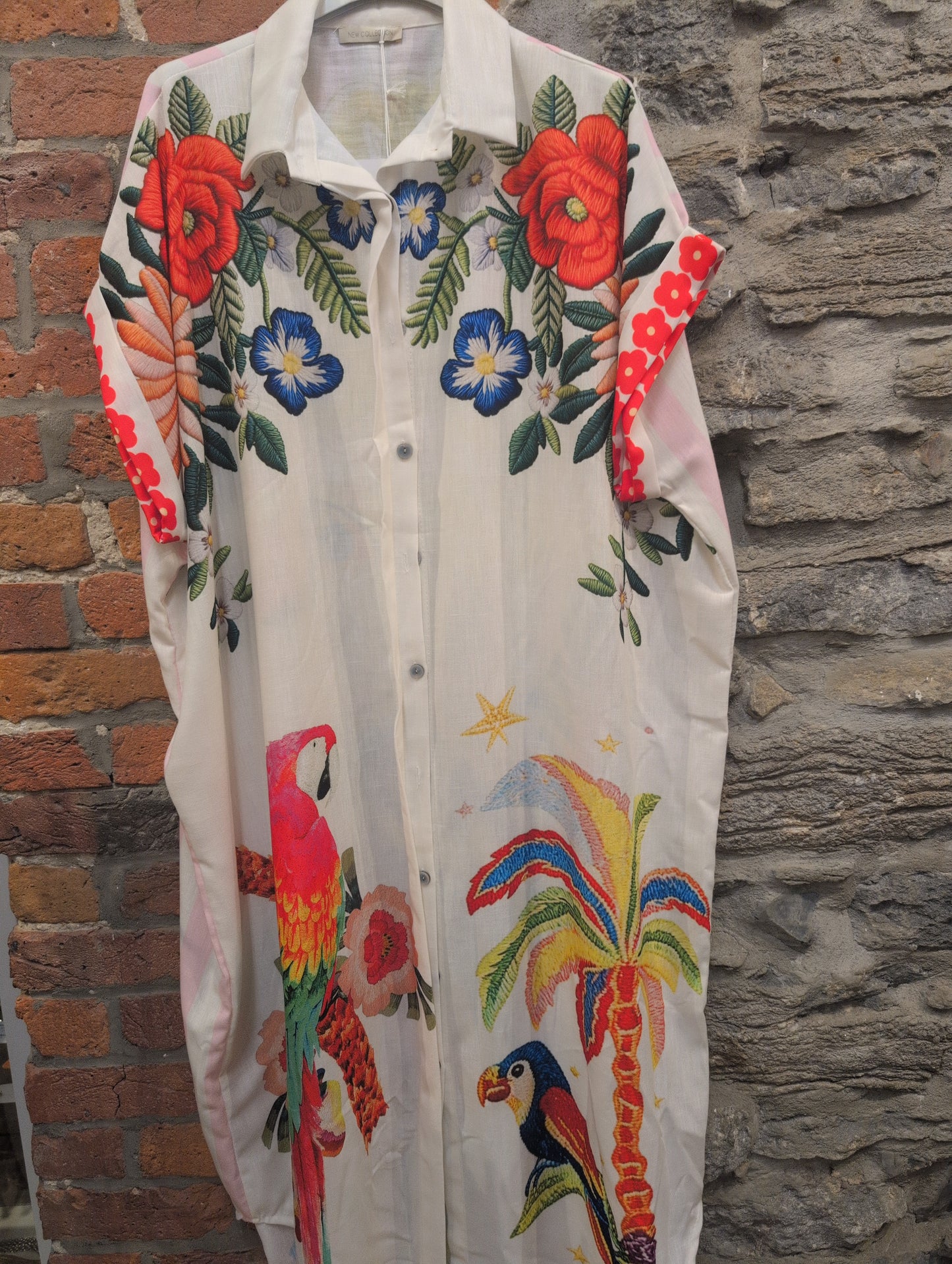 EL- 8212 Robe