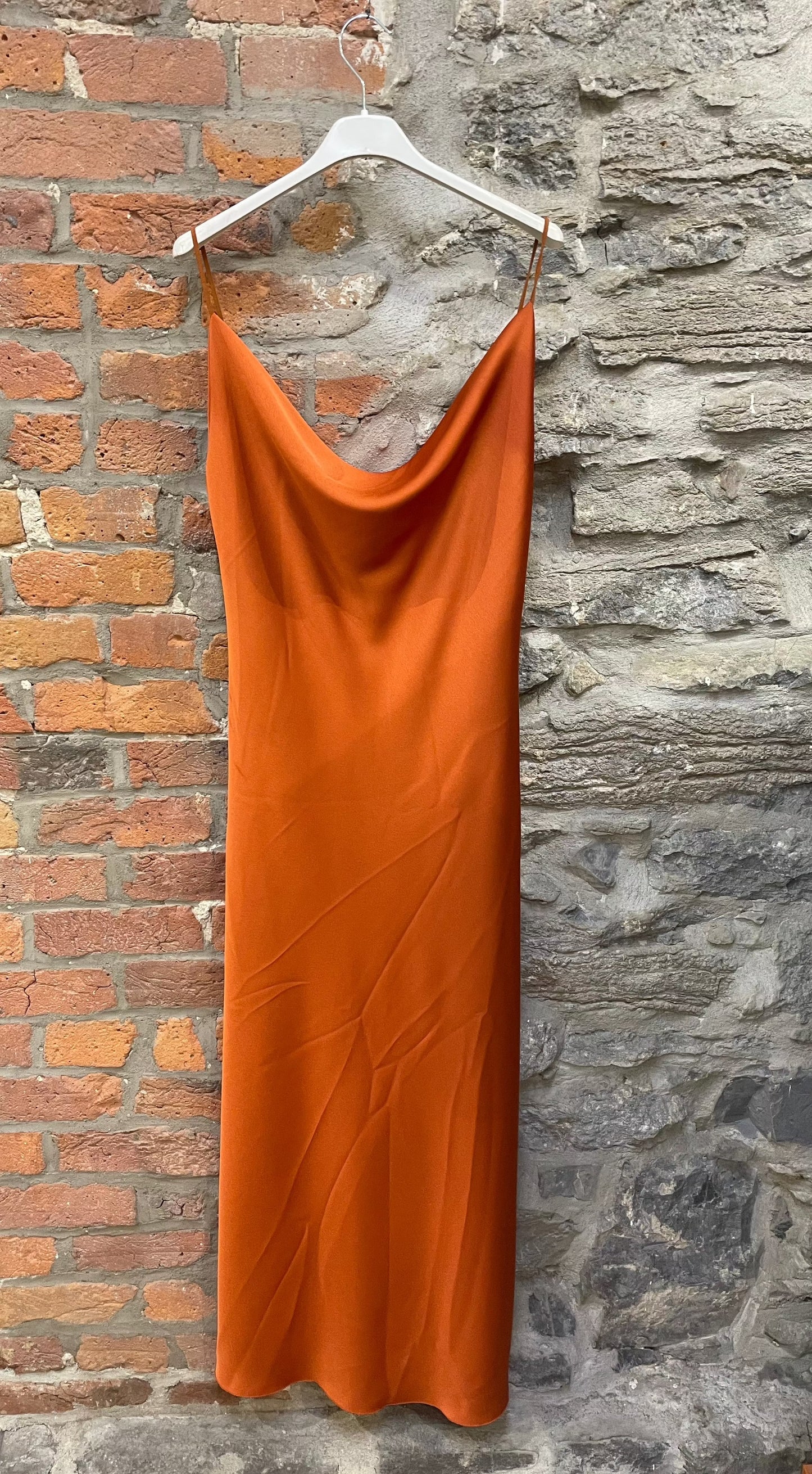 KC- 5890 Robe