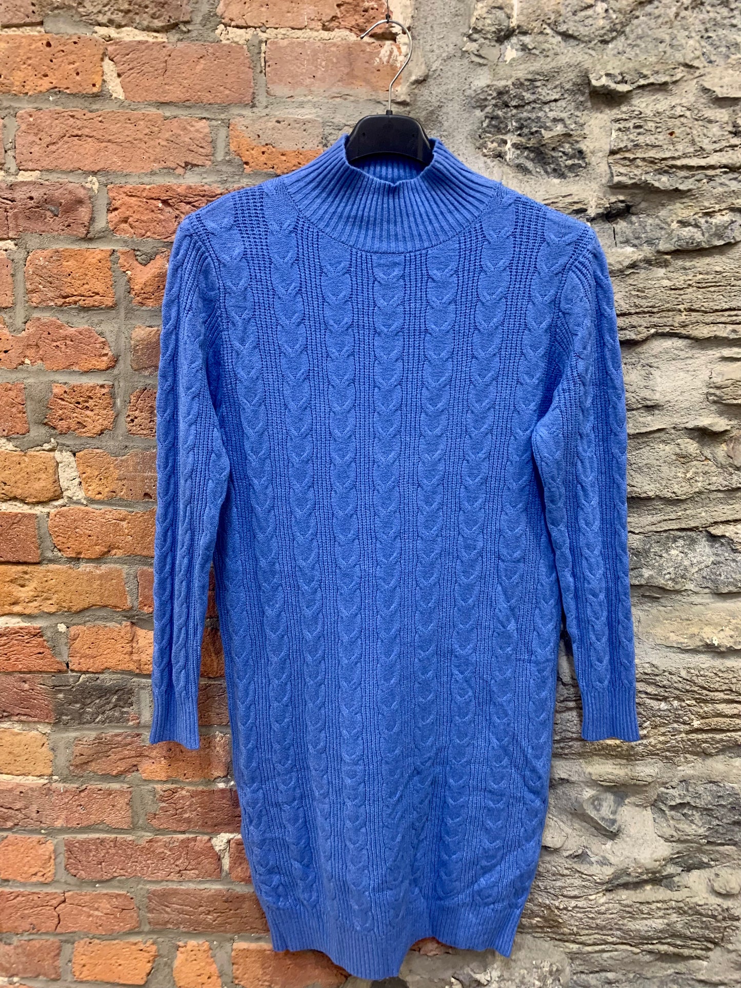 FR- 1117 Dress