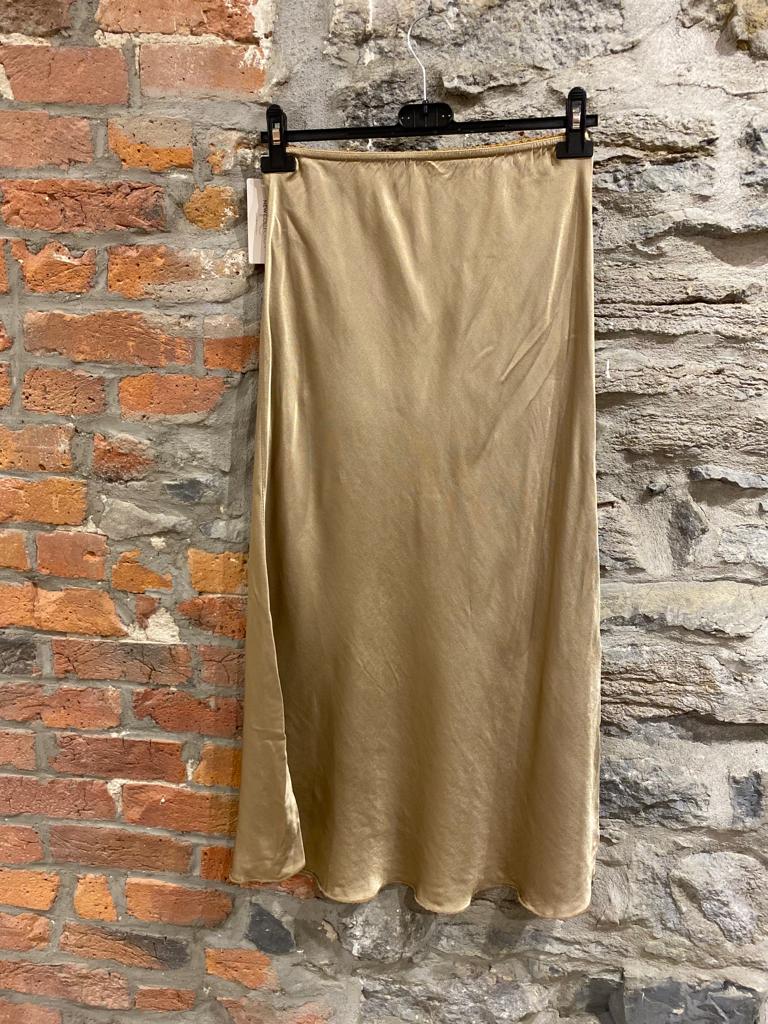 WC- 9298 Skirt