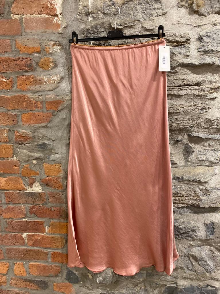 WC- 9298 Skirt