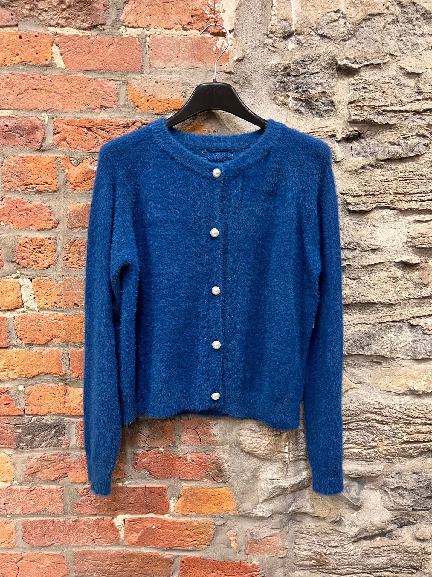 LA- 1353 Sweater