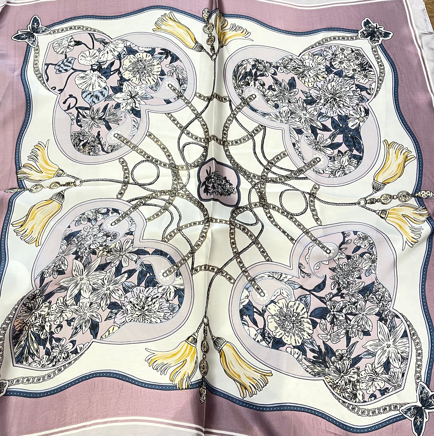 GR- Petits Foulards en Soie