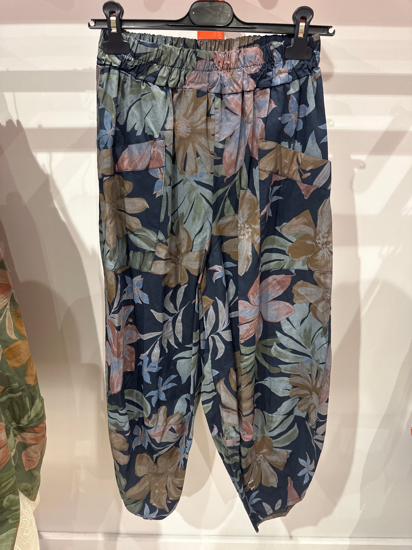 BR- 4468-C21 Pantalon