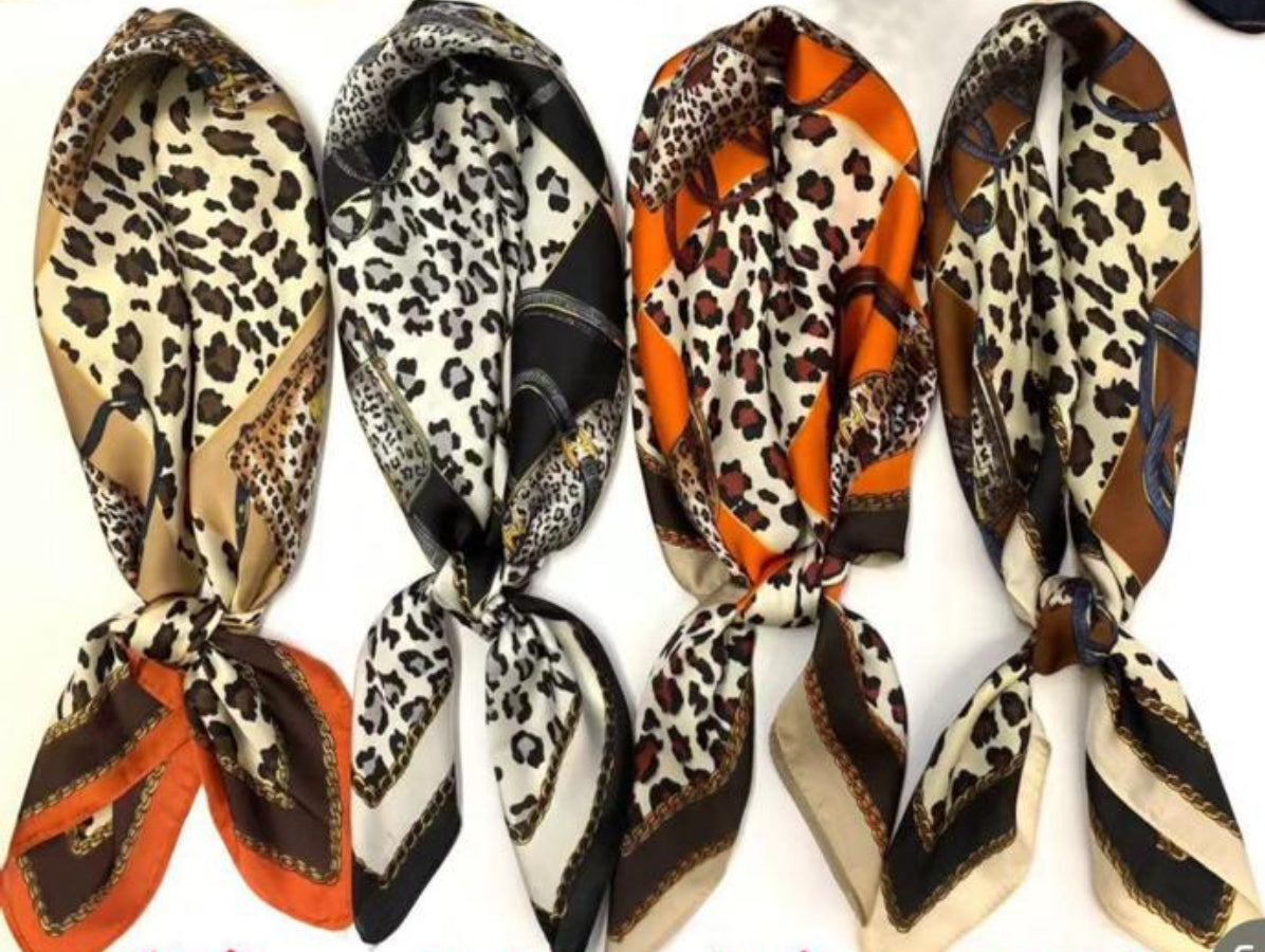 GR- Petits Foulards en Soie
