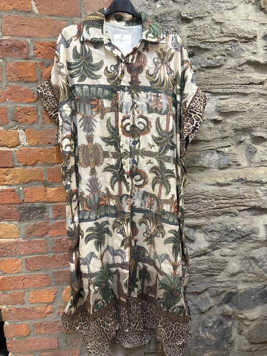 BR- 4590-Q72 Robe