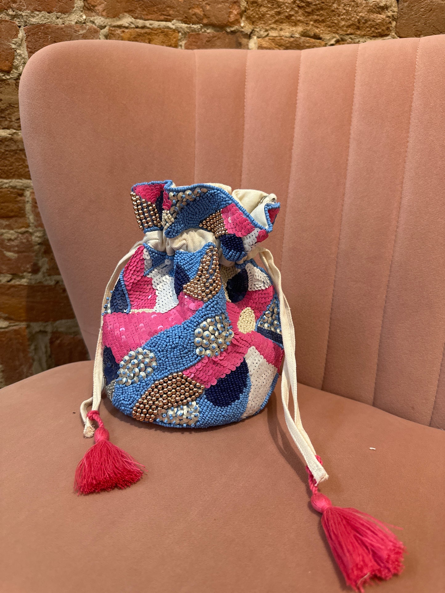 GK- 41 Pochette