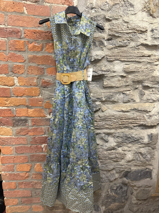 BR- 4535-Q72 Robe