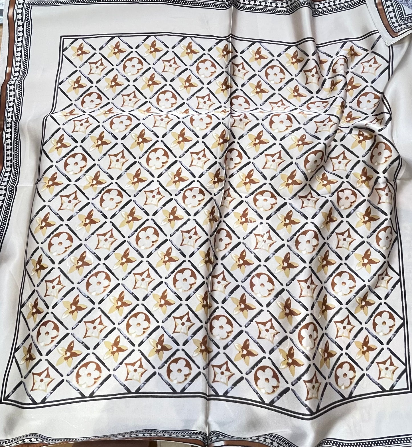 GR- Petits Foulards en Soie