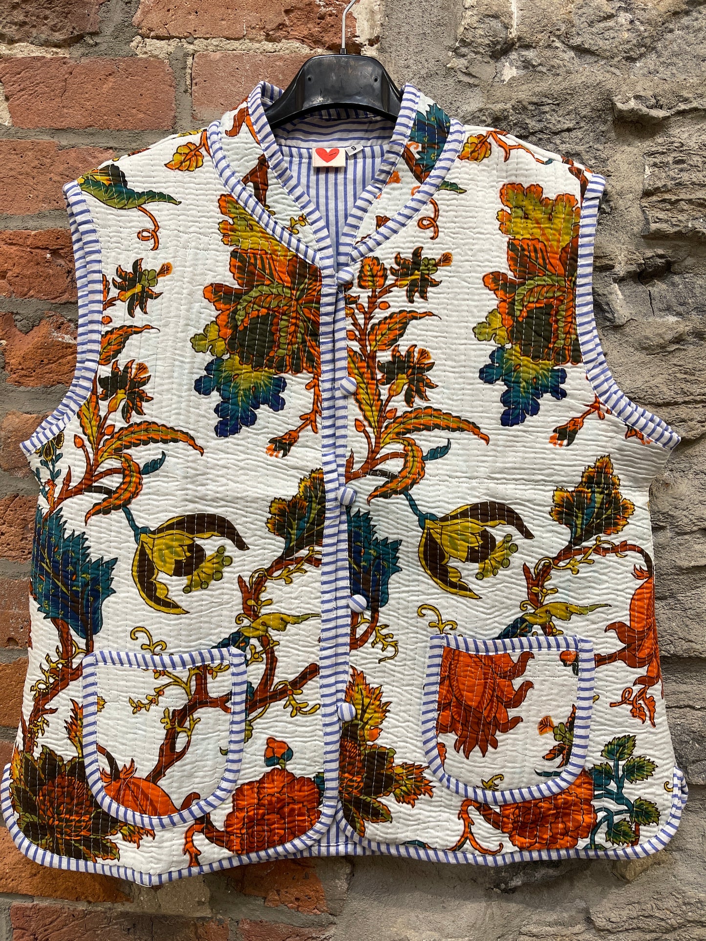 IN- Vest