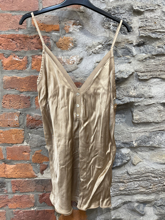 WC- 22587 Top