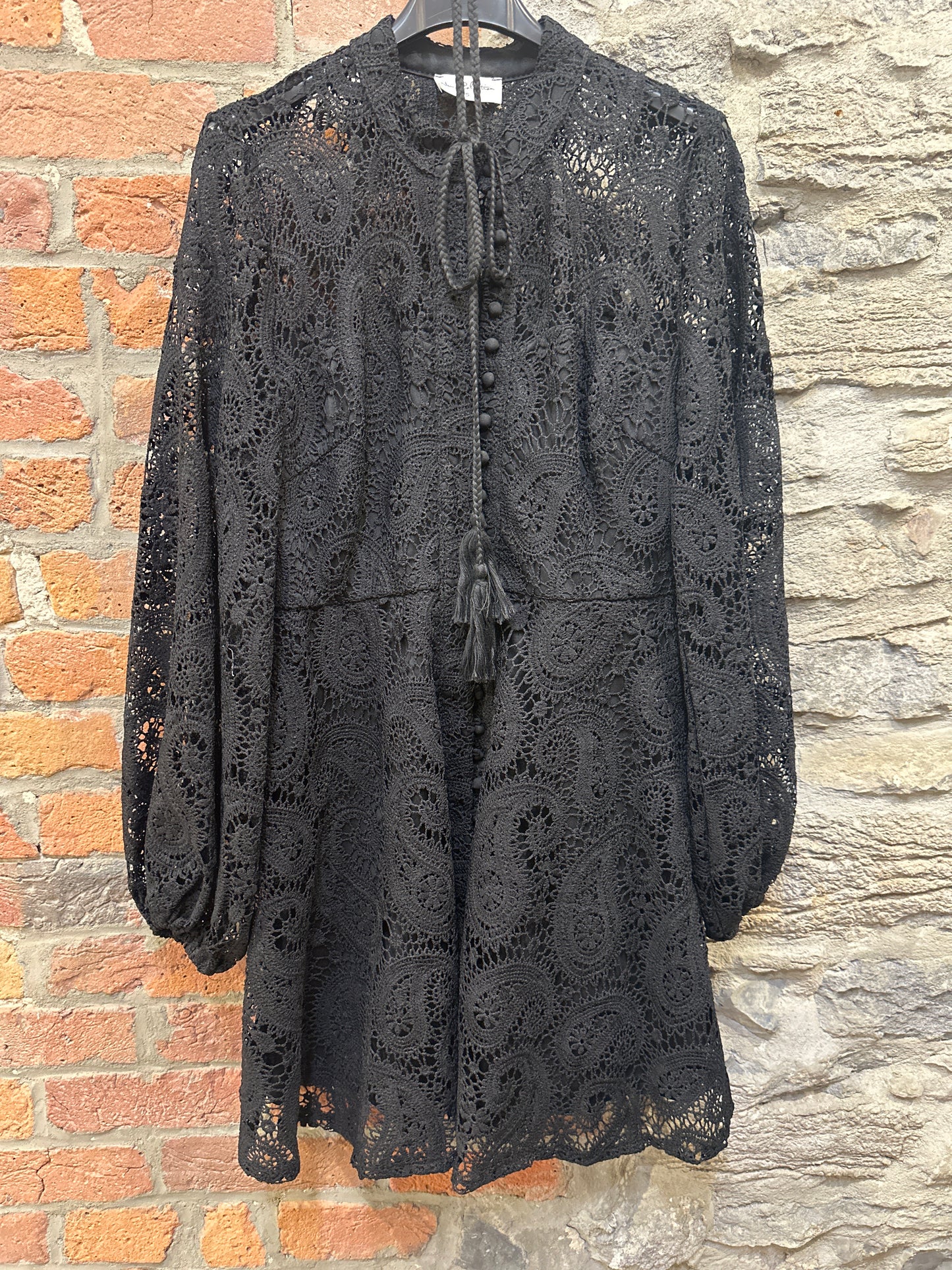 LS- 8099 Robe