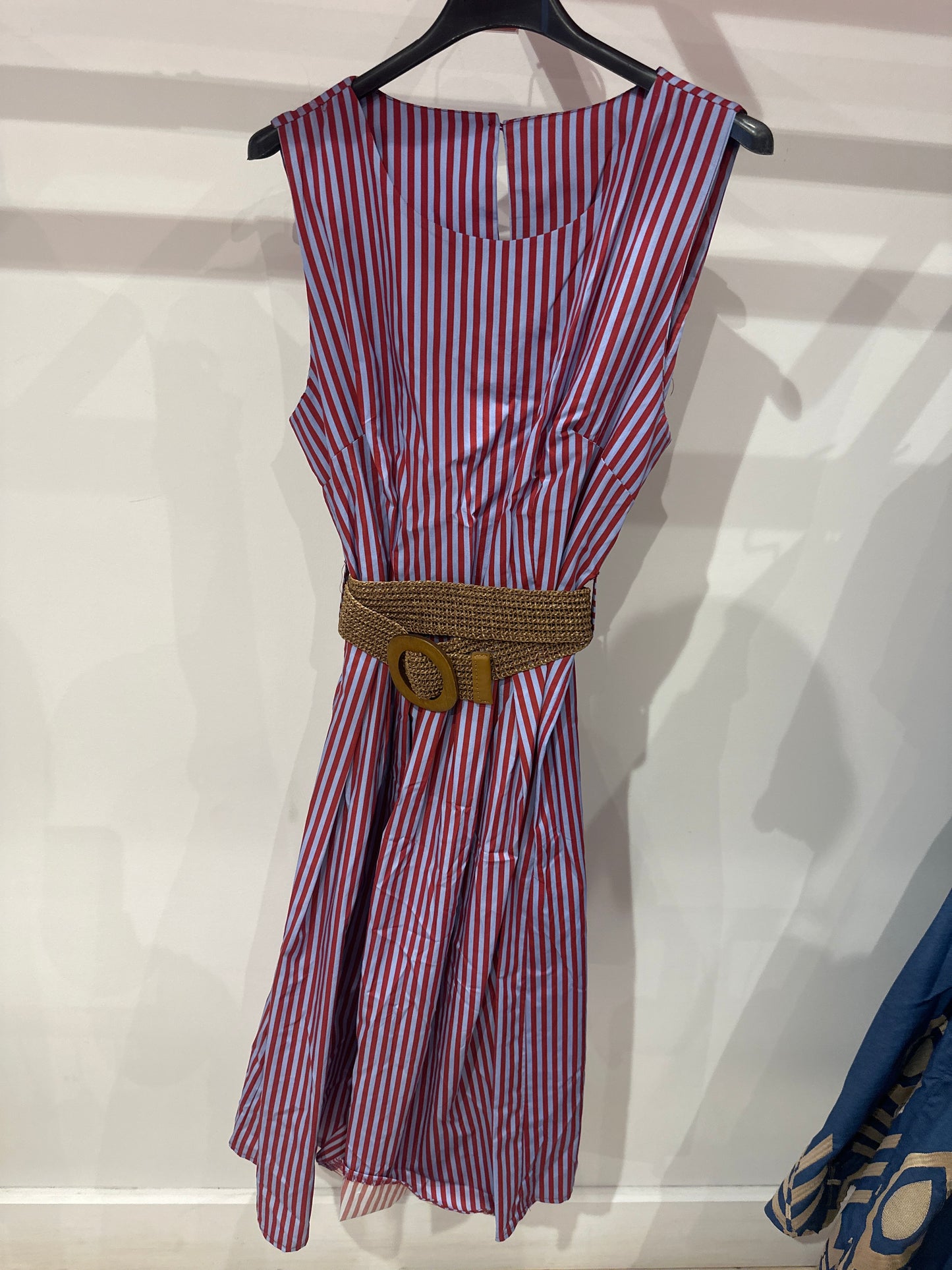 BR- 3907-C12 Robe