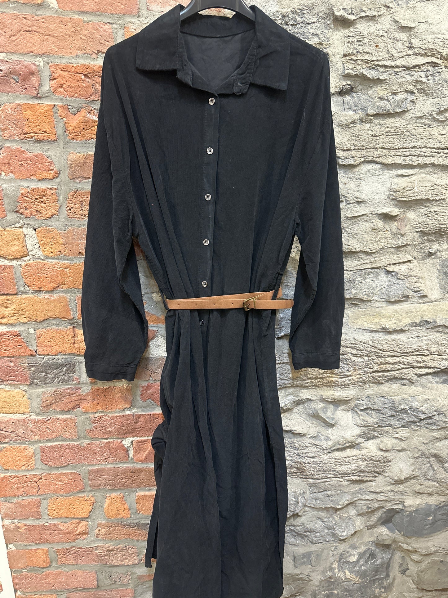 BR- 4895 Robe