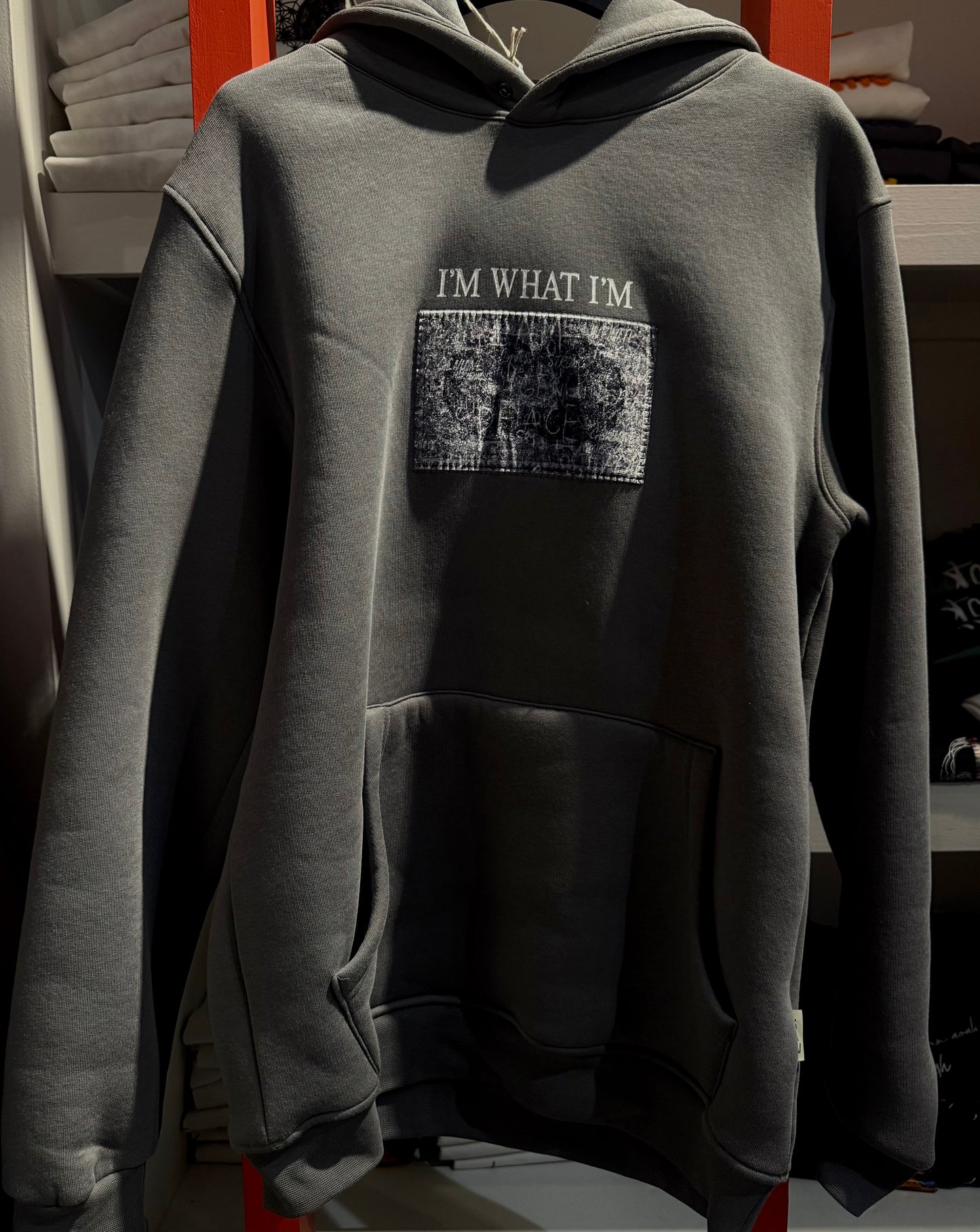 SW- 4967 Sweatshirt à capuche