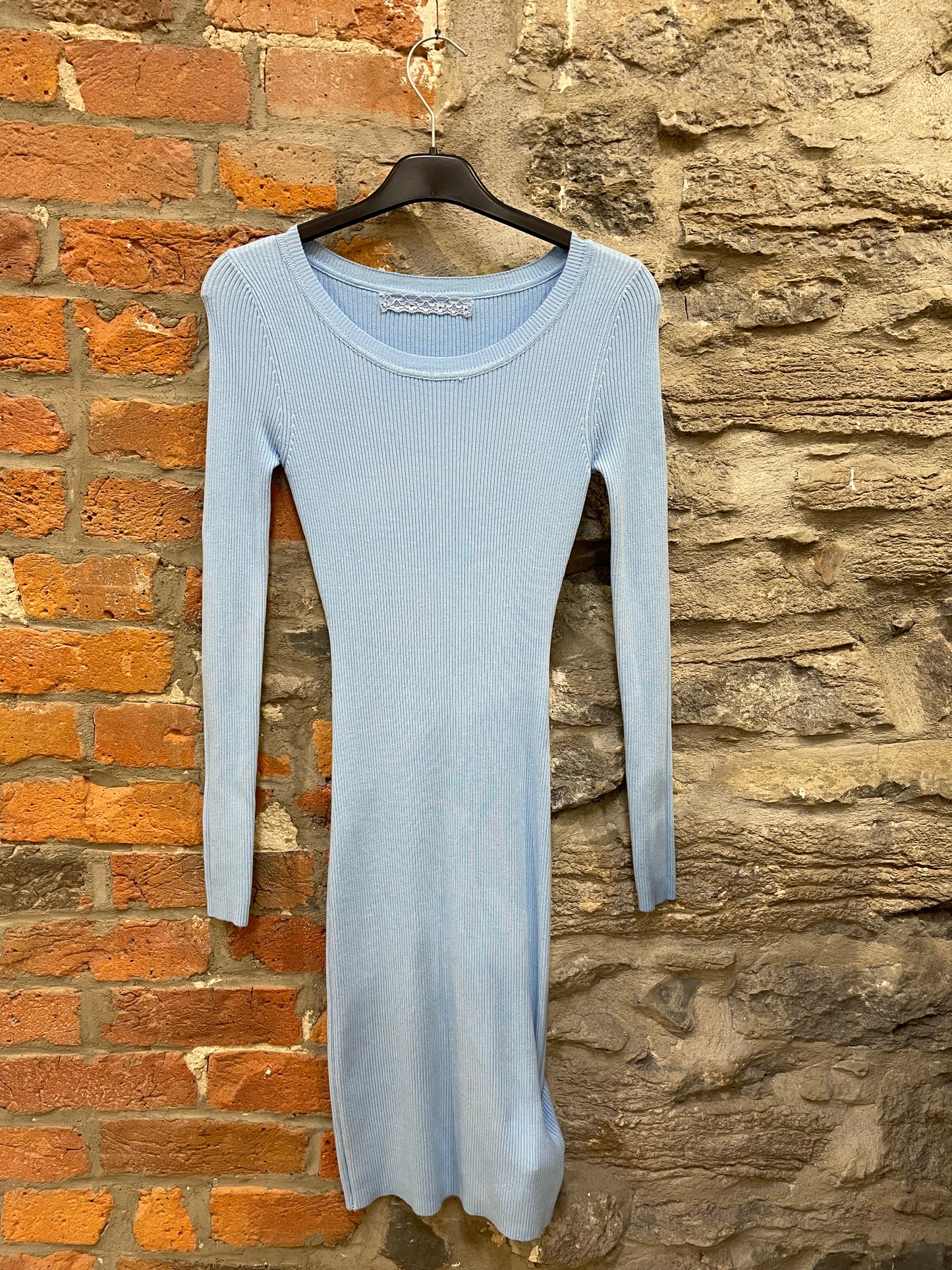 FR- 58535 Robe