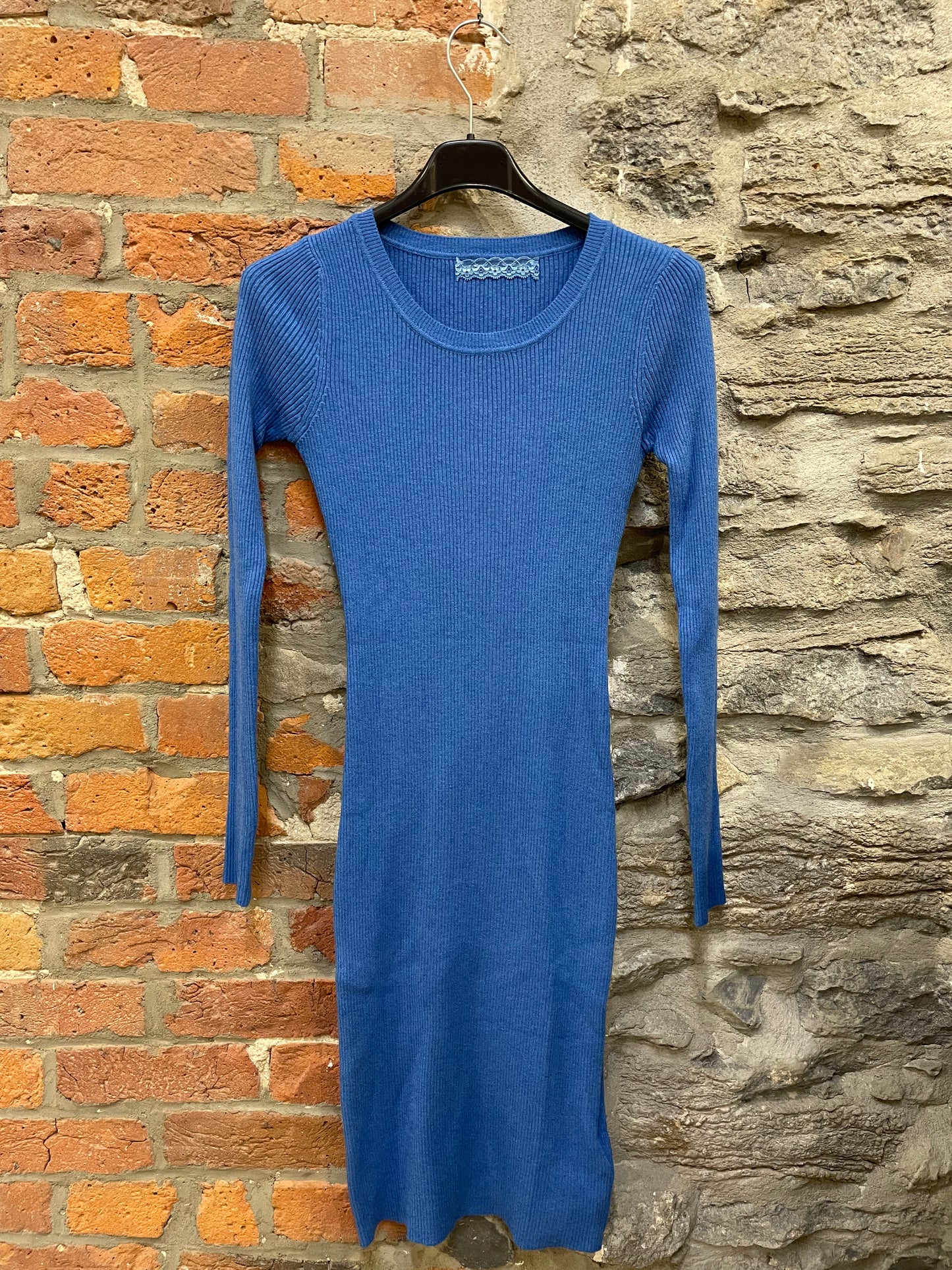 FR- 58535 Robe