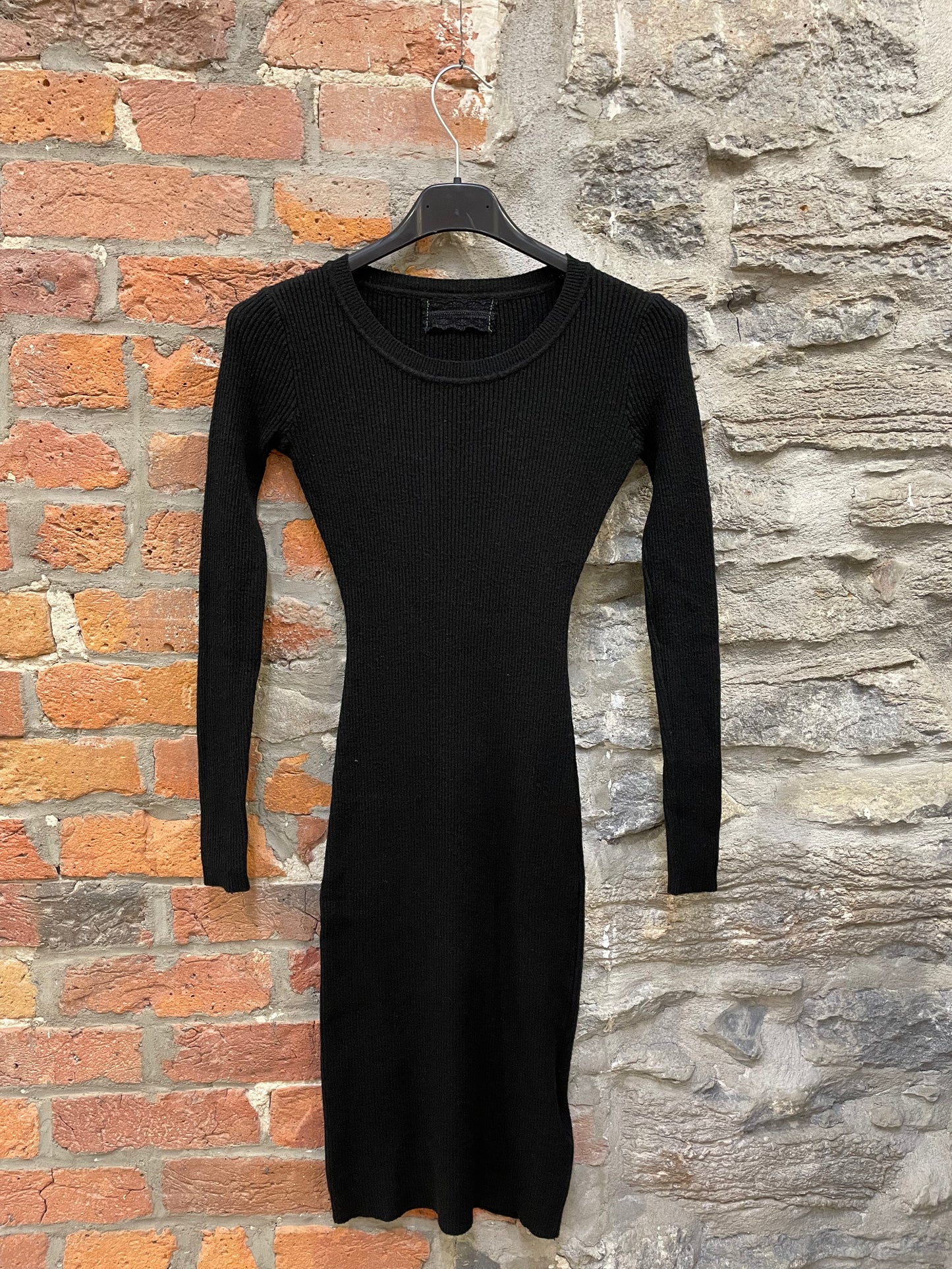 FR- 58535 Robe