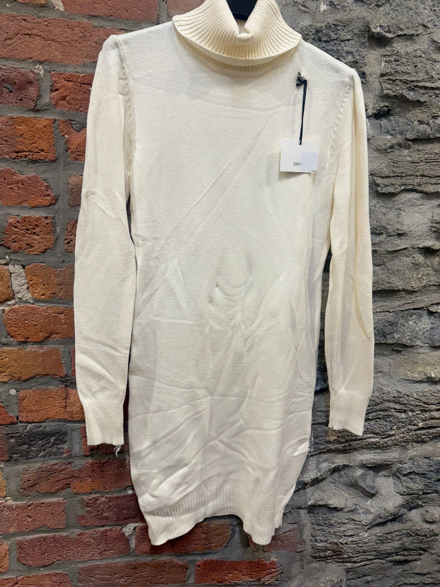 FR- 5109 Robe