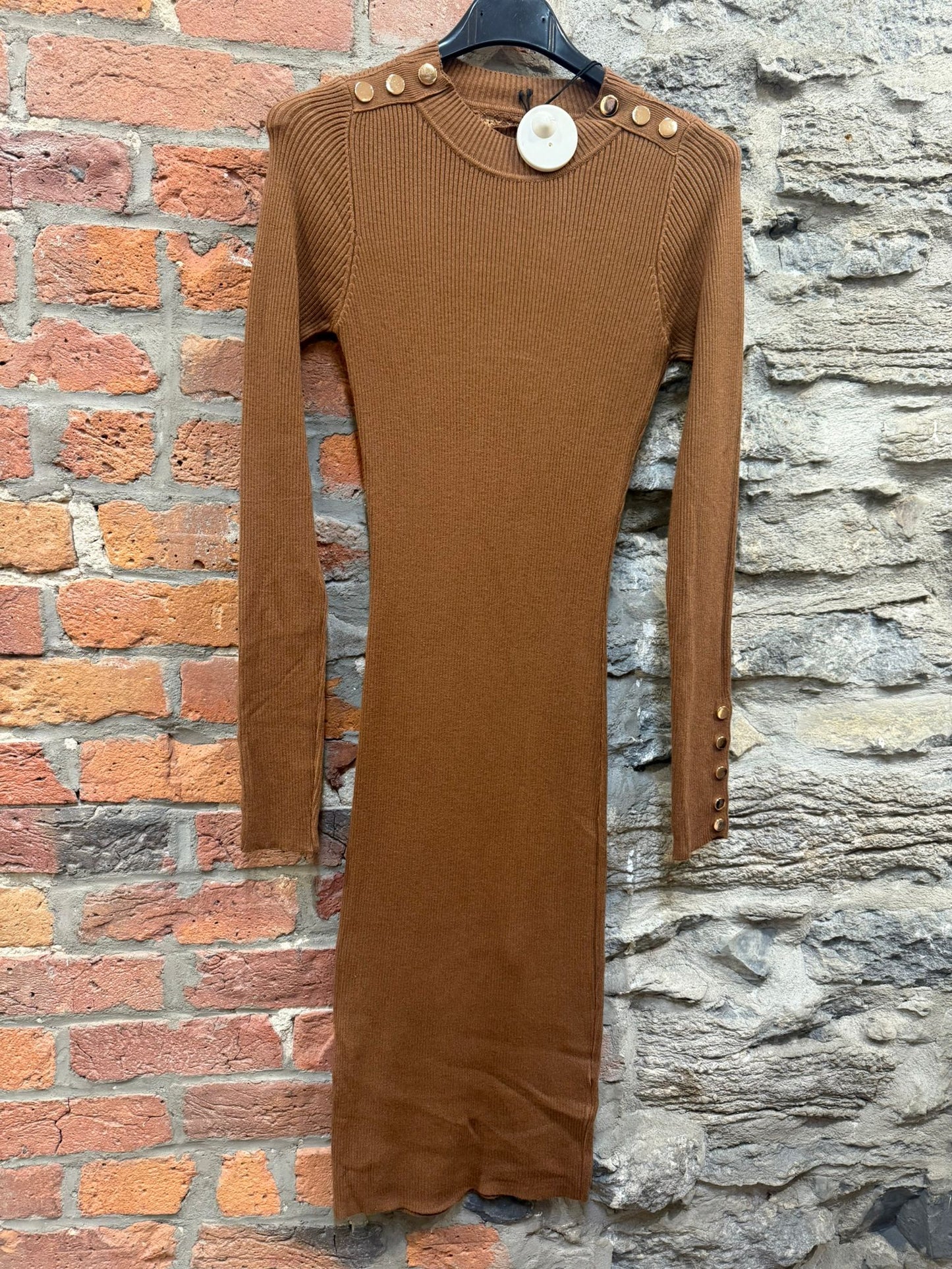 FR- 9080 Robe