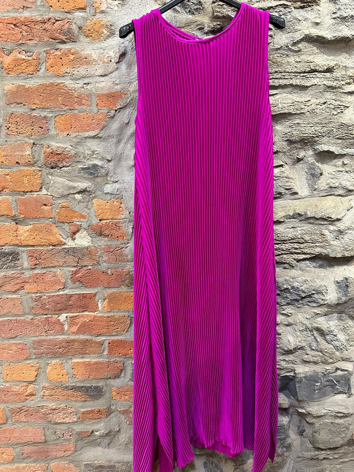 KC- 11551 Robe