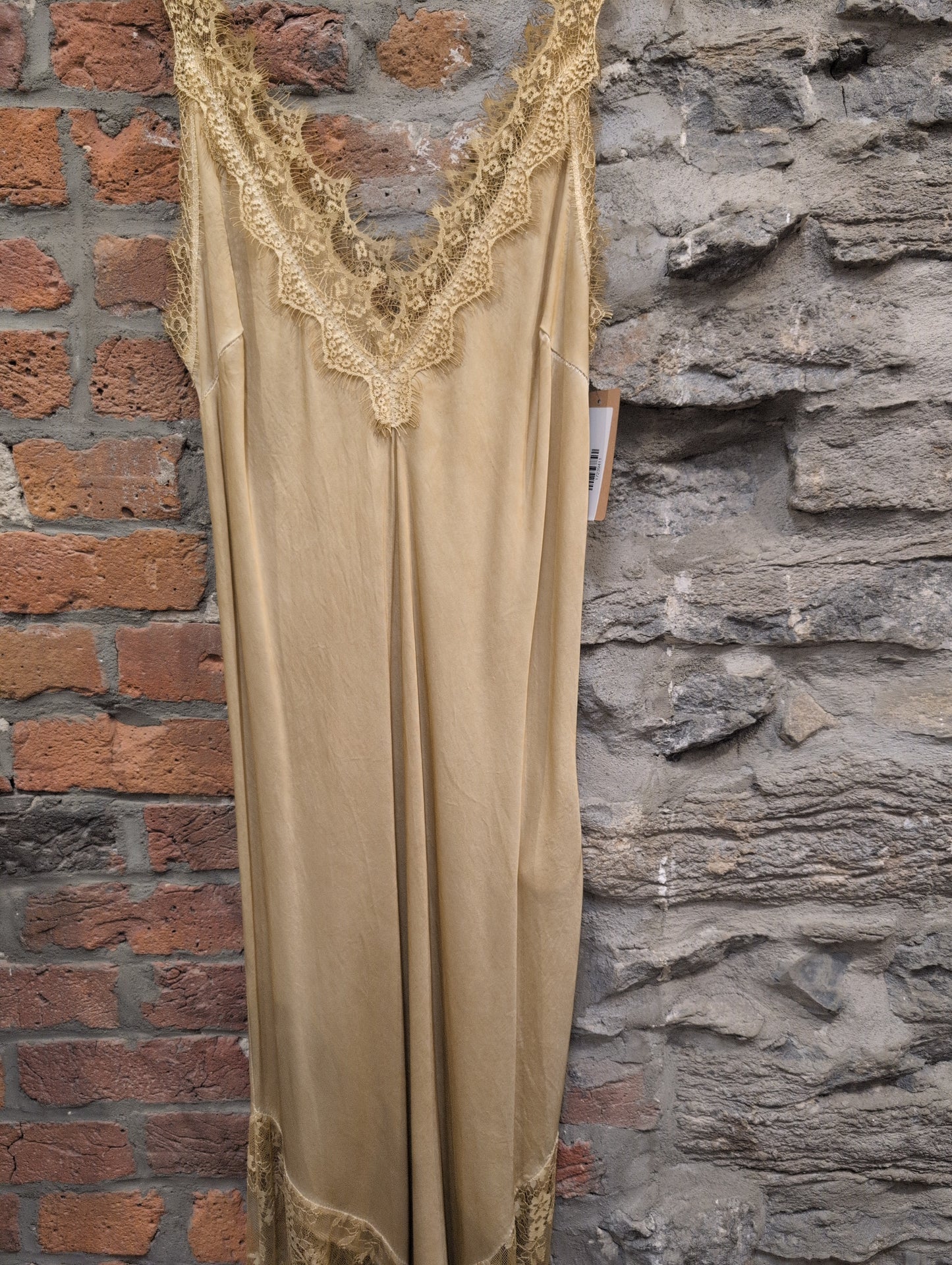 WC- 22350 Robe