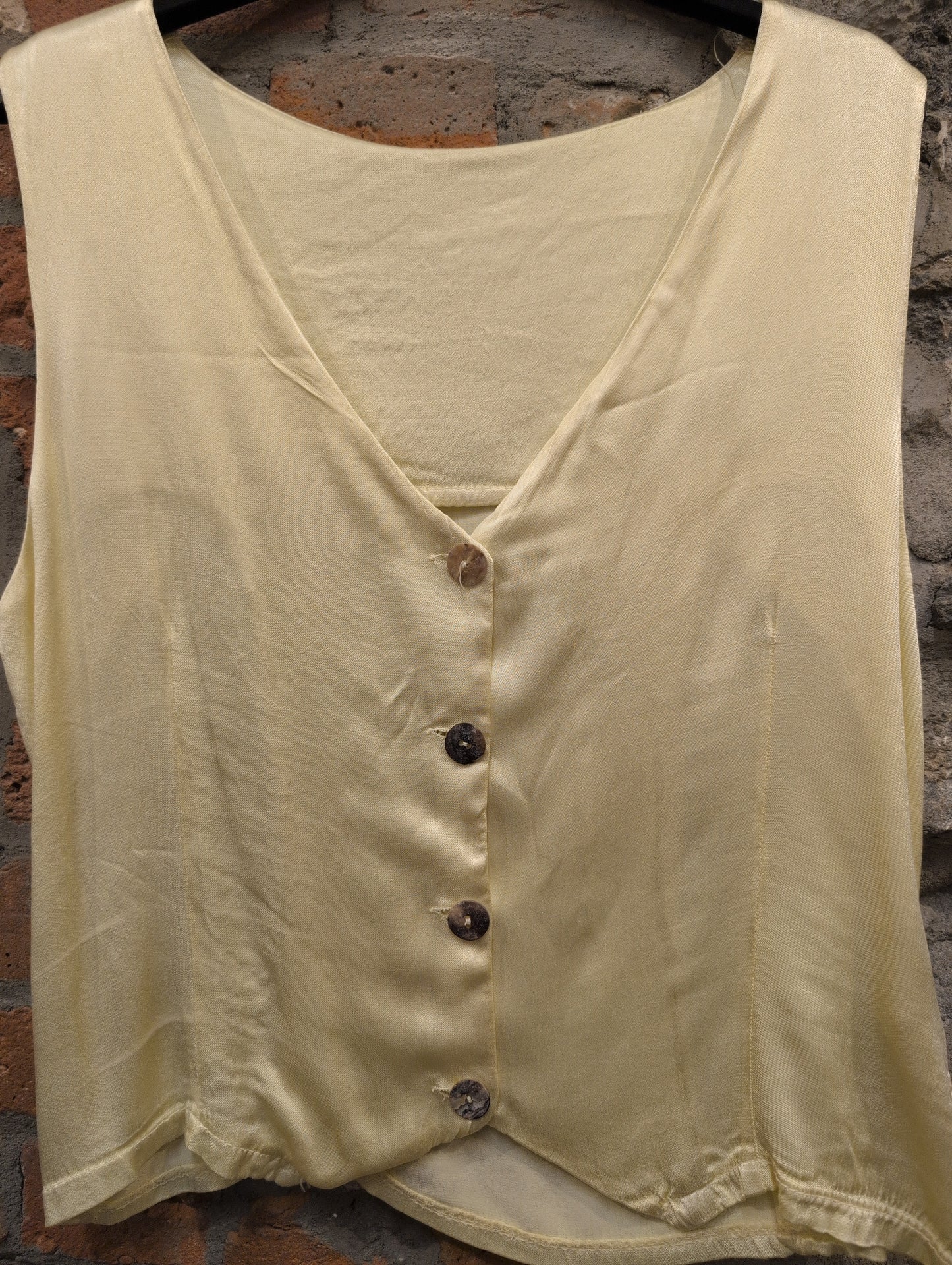 WC- 22976 Top