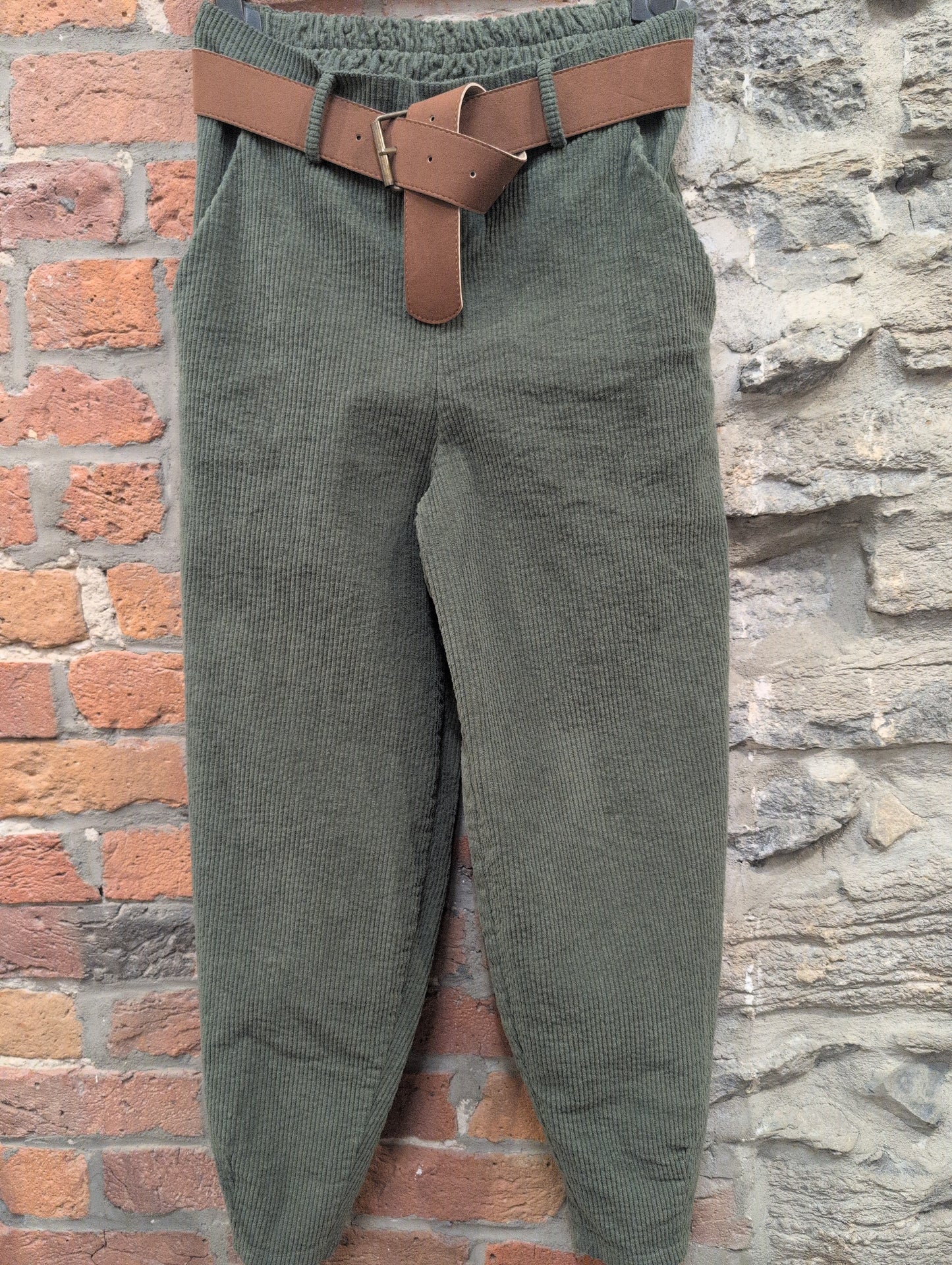 BR- 6846 Pantalon