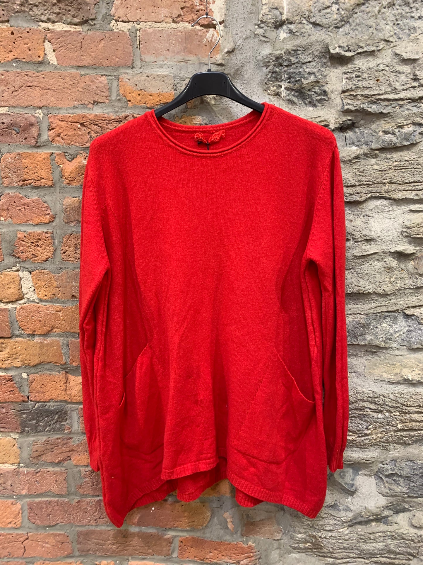 FR- 9053 Sweater